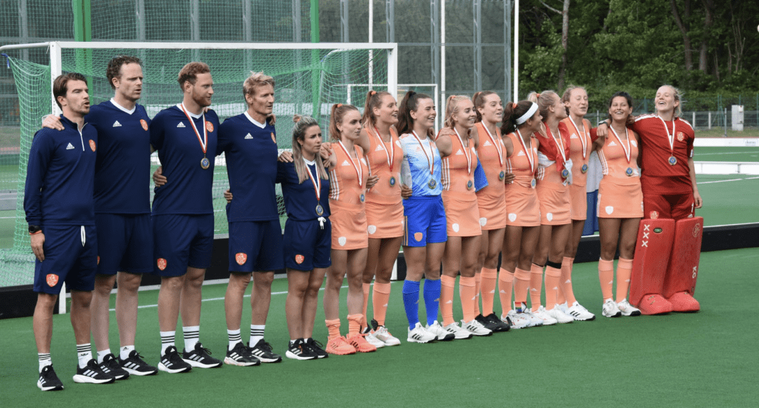 Nederland weet te overtuigen op de eerste dag Eurohockey5s.