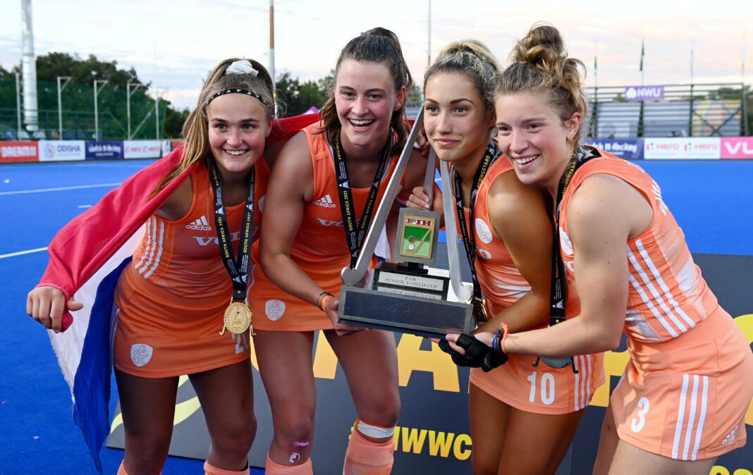 Hockeynieuws kort 🏑: Selectie WK Jong Oranje bekend en Kampong test met app tegen hersenschuddingen