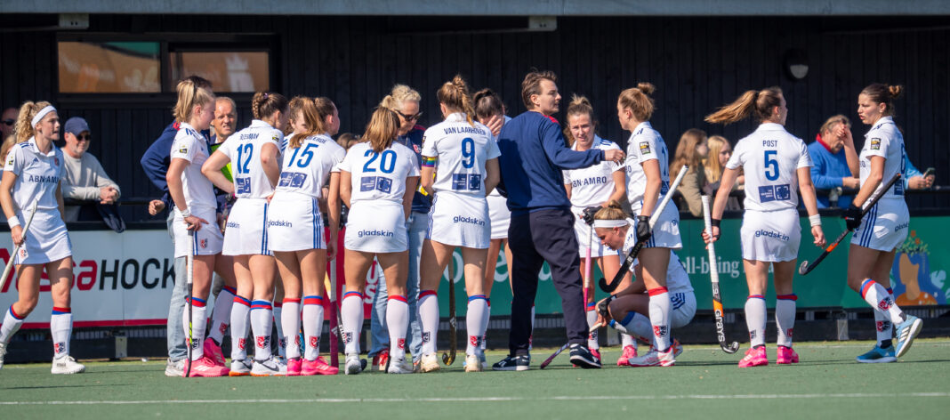 Robbert van de Peppel na de 4-0 tegen Den Bosch: “Deze winst geeft natuurlijk een boost, maar zegt ook niet alles” Robbert van de Peppel na de 4-0 tegen Den Bosch: “Deze winst geeft natuurlijk een boost, maar zegt ook niet alles”