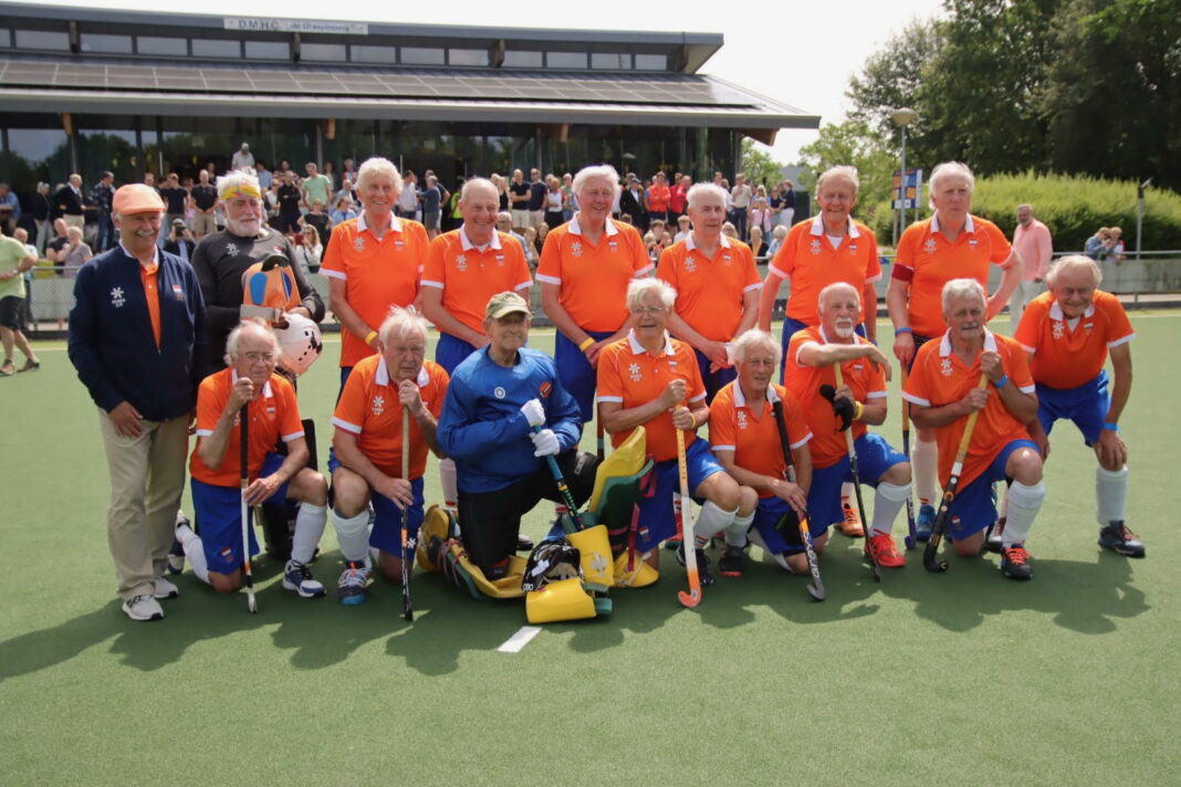Hockey kent geen leeftijd Hockey kent geen leeftijd