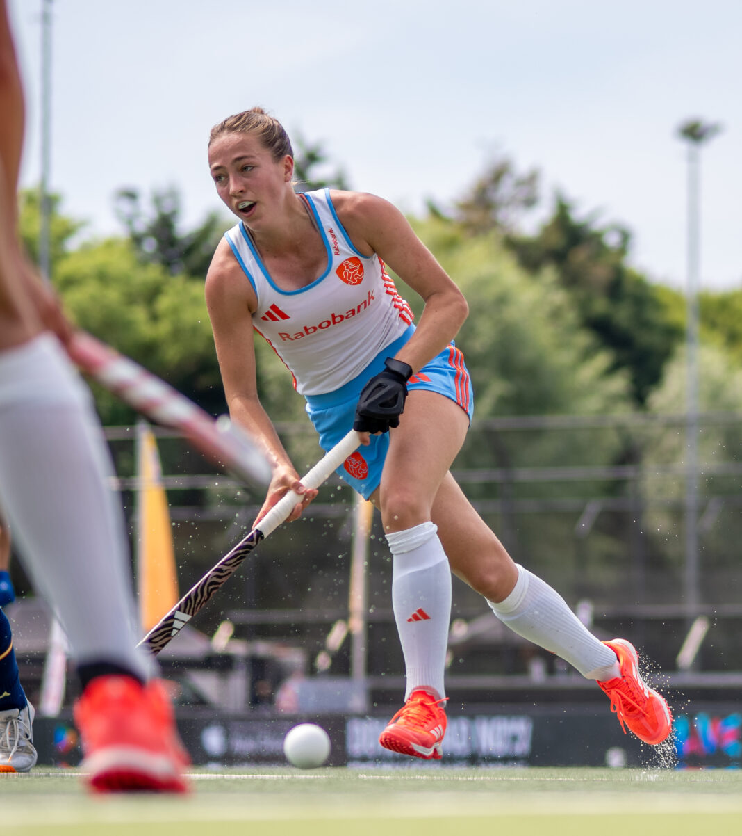 Renée van Laarhoven: “Er kunnen bij ons wel tien verschillende aanvoerders zijn” Renée van Laarhoven: “Er kunnen bij ons wel tien verschillende aanvoerders zijn”
