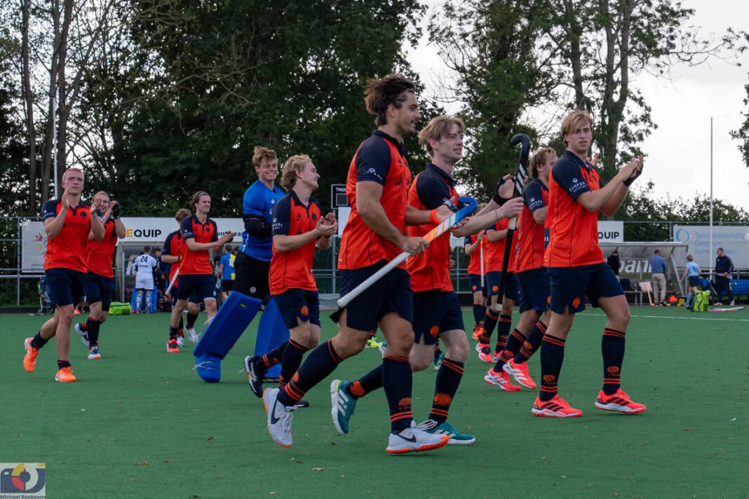 Spandersbosch verliest nipt van Rood-Wit ondanks sterke wedstrijd Spandersbosch verliest nipt van Rood-Wit ondanks sterke wedstrijd