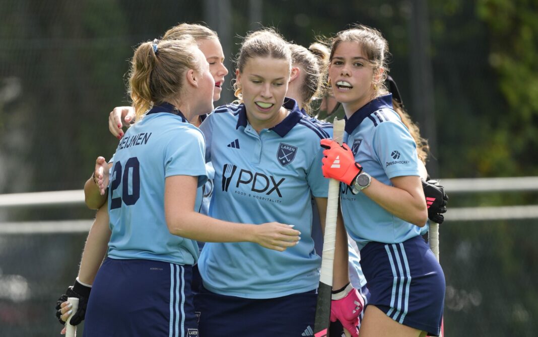 Laren dames 1 wint ook tweede competitiewedstrijd: overtuigende 5-1 tegen AthenA Laren dames 1 wint ook tweede competitiewedstrijd: overtuigende 5-1 tegen AthenA